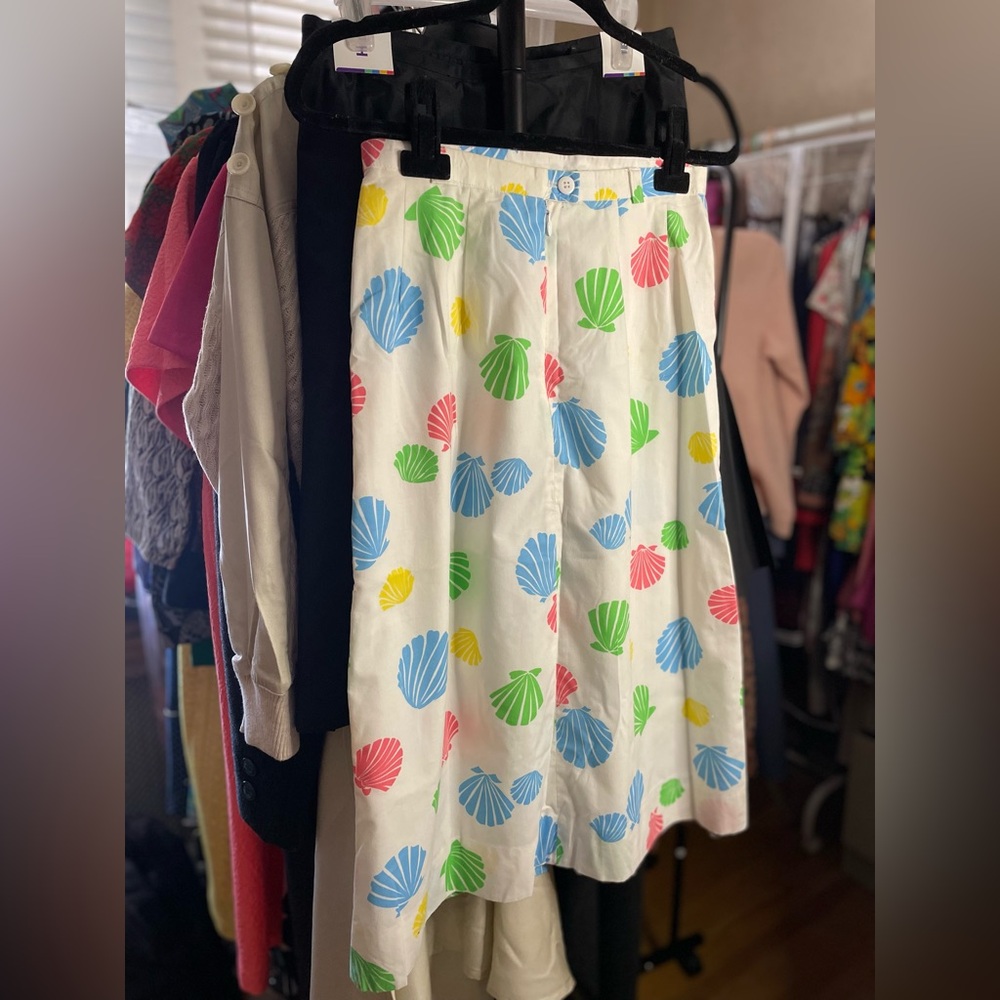 Vintage White A-Line Skirt with Multicolor Shell Print - Picture 3 of 6